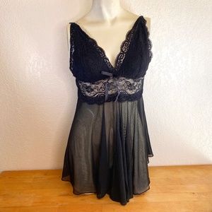 Black Lace Camisole Babydoll Negligee Chemise Elastic Under-Bust Small/Med
